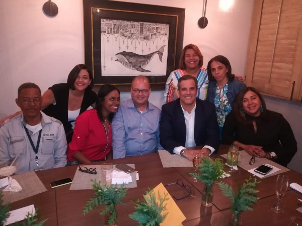 Almuerzo navide&ntilde;o del equipo completo de Garrigo Reasesores